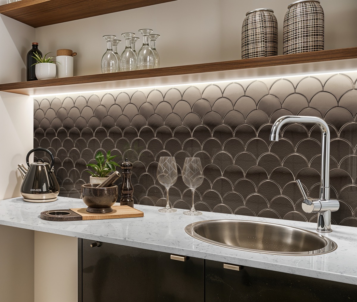 The Return of Metallic-Look Tiles in Modern Design