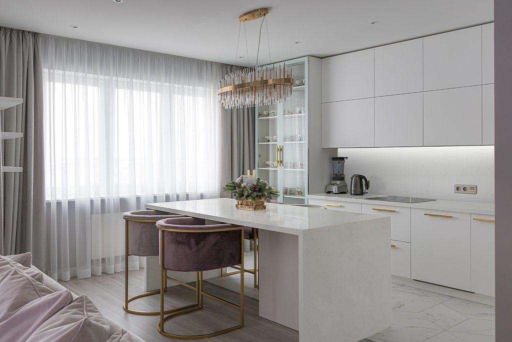 CLASSIC CARRARA GOLD