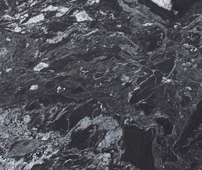 Black Pearl 3CM Leather